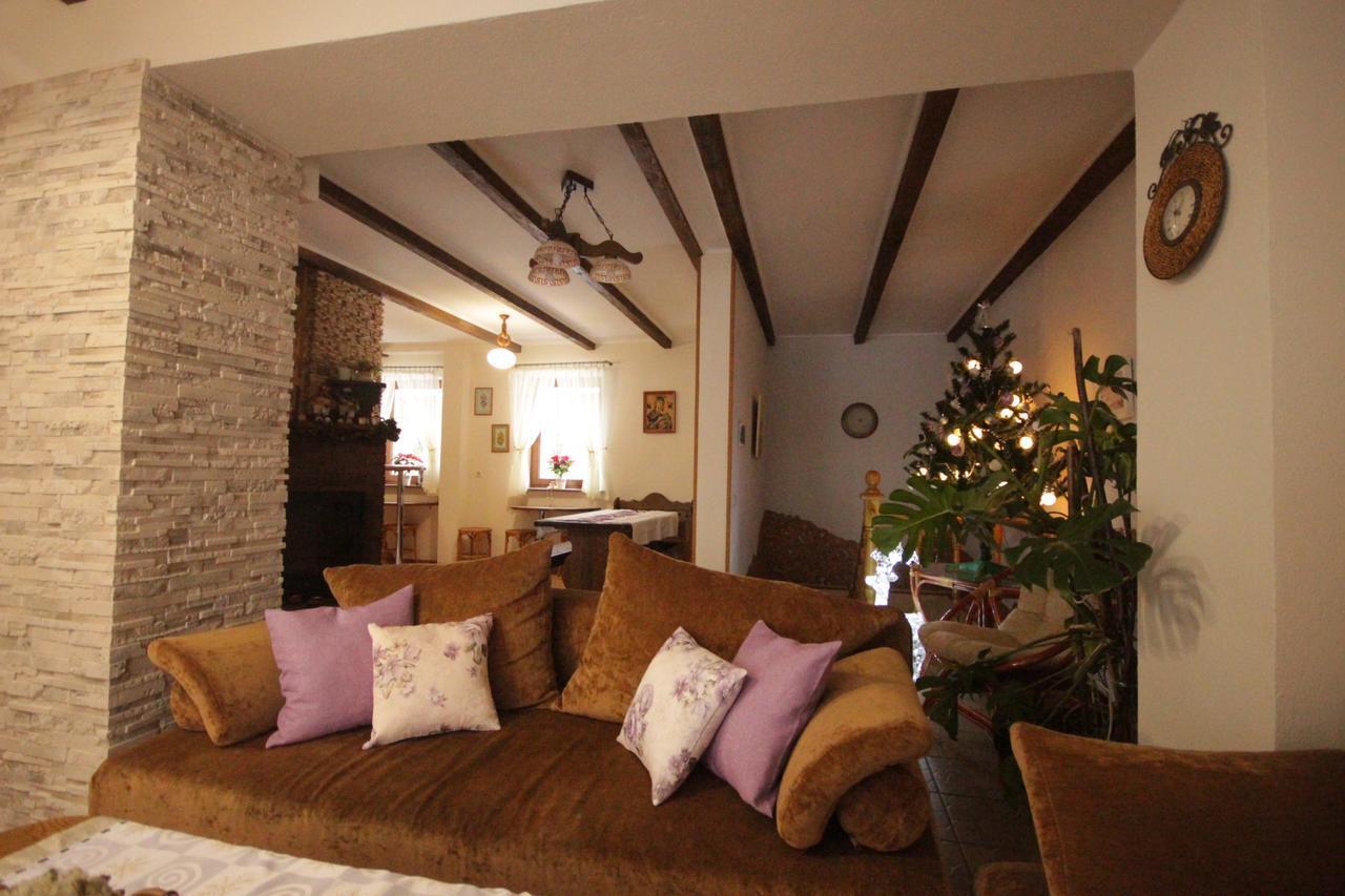 فندق سلافسكيفي  Chalet Trostian المظهر الخارجي الصورة