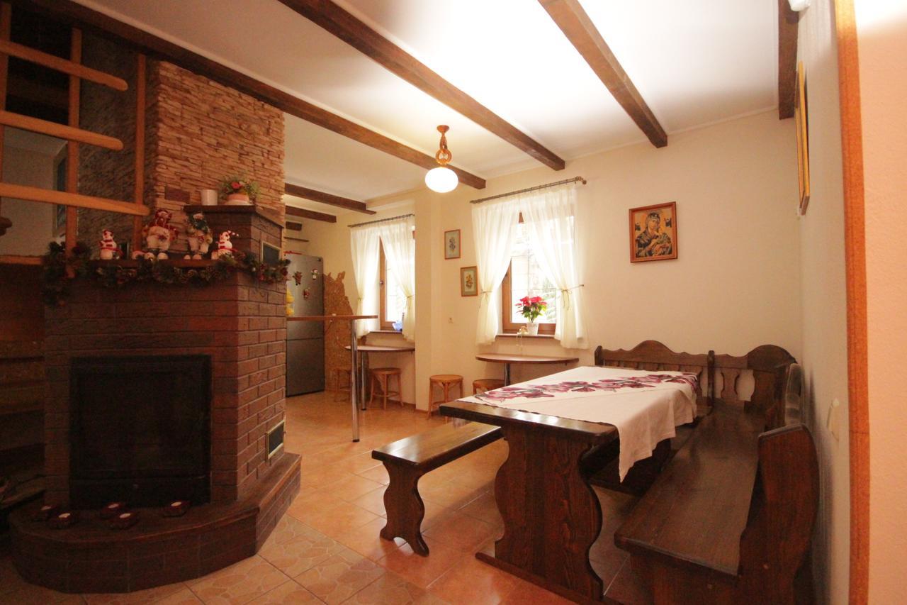 فندق سلافسكيفي  Chalet Trostian المظهر الخارجي الصورة