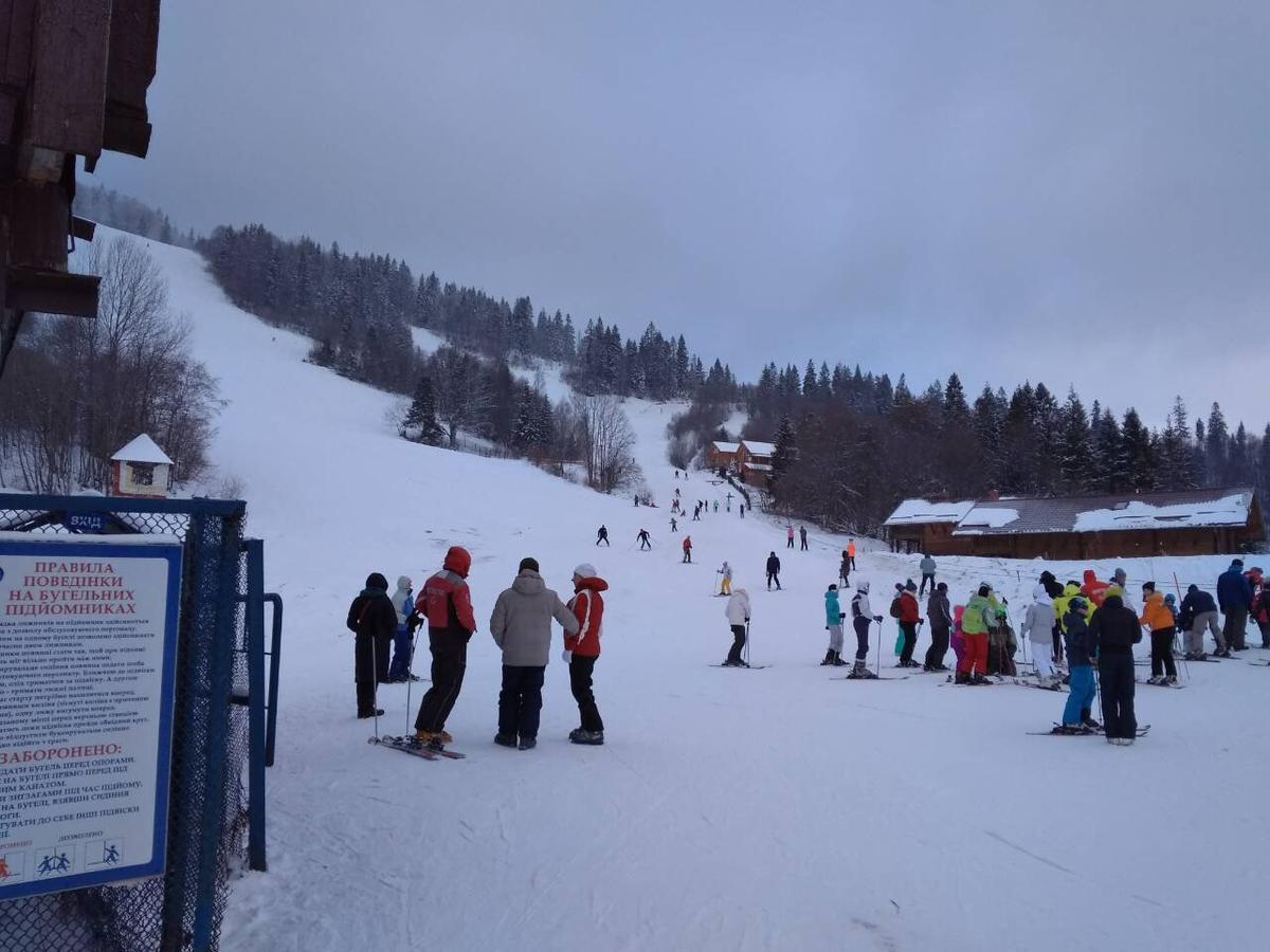 فندق سلافسكيفي  Chalet Trostian الغرفة الصورة